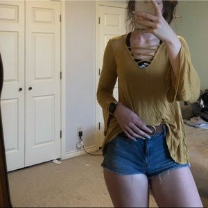 Cute yellow flowy top
